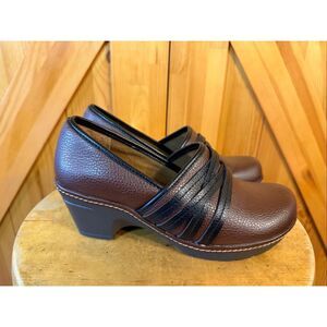 Thom McAn Womens Size 7M Caspar Black Leather Clogs Nursing Comfort Shoes